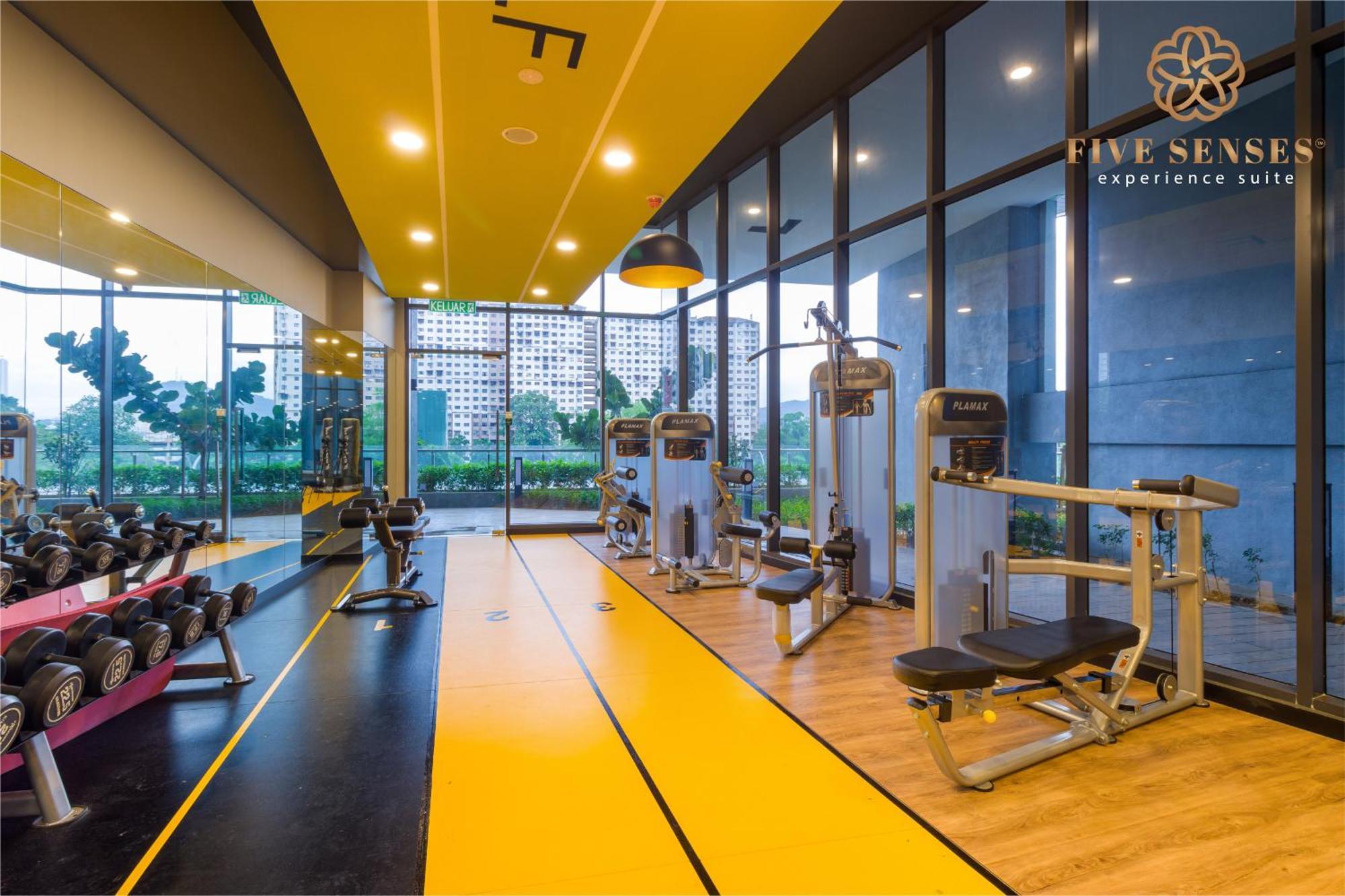 Neu Suites Signature Suites, Klcc Куала-Лумпур Экстерьер фото