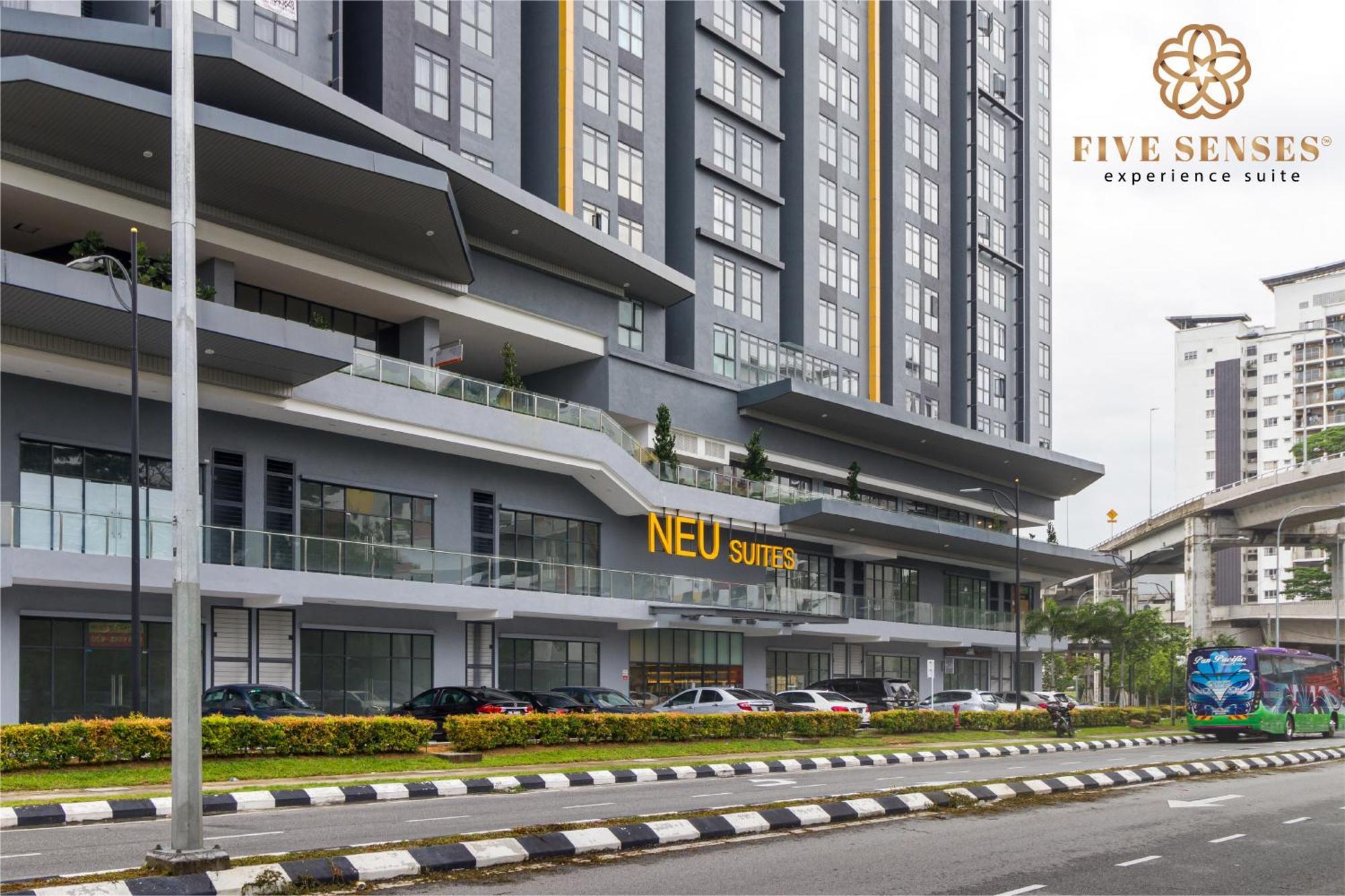 Neu Suites Signature Suites, Klcc Куала-Лумпур Экстерьер фото