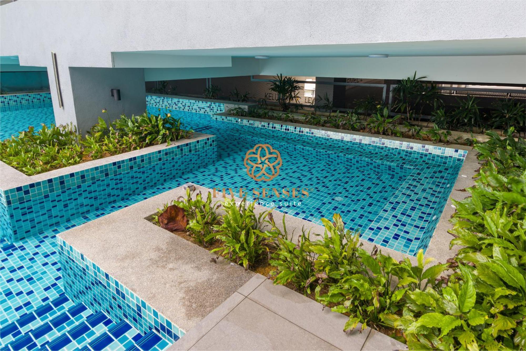 Neu Suites Signature Suites, Klcc Куала-Лумпур Экстерьер фото