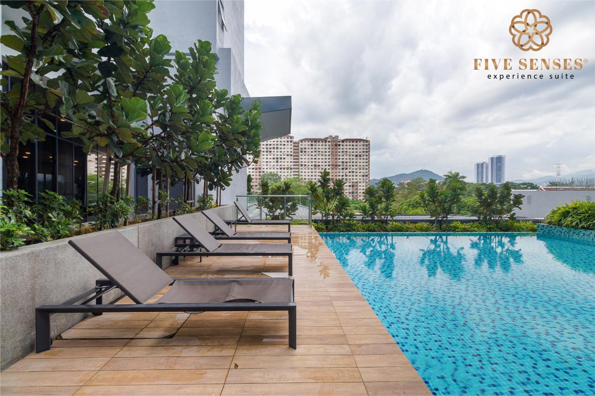 Neu Suites Signature Suites, Klcc Куала-Лумпур Экстерьер фото